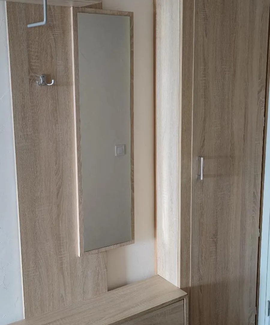 아파트 Charmant 2 Pieces Vue Mer Et Chateau Et Parking 빌뇌브루베