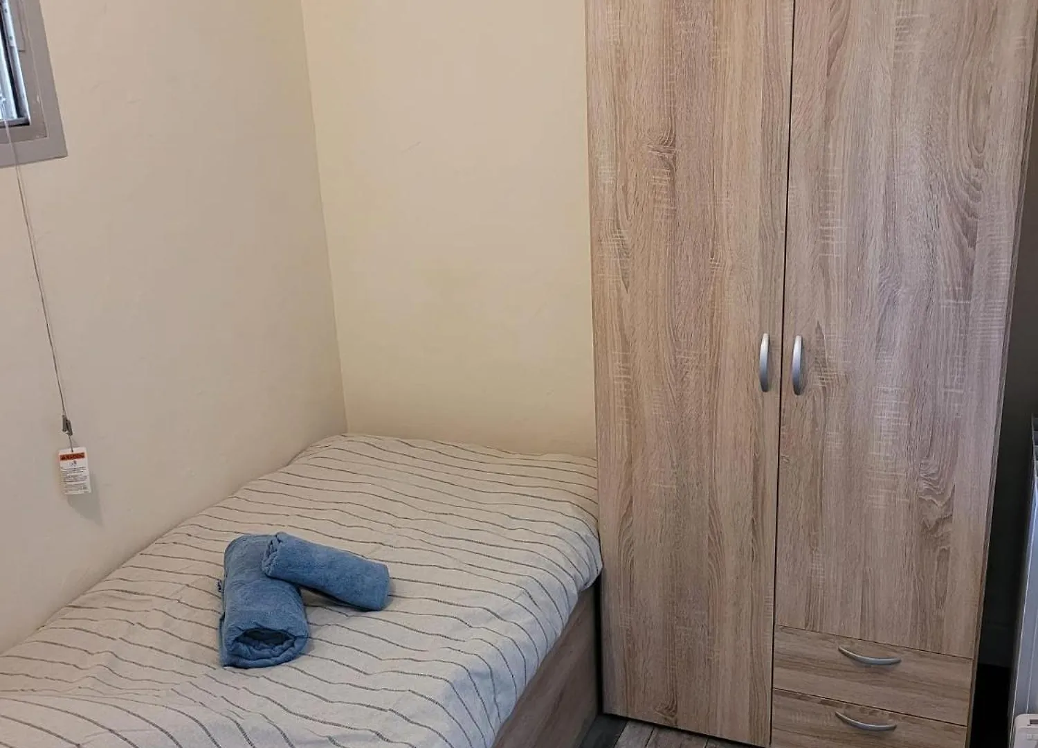 Charmant 2 Pieces Vue Mer Et Chateau Et Parking 빌뇌브루베